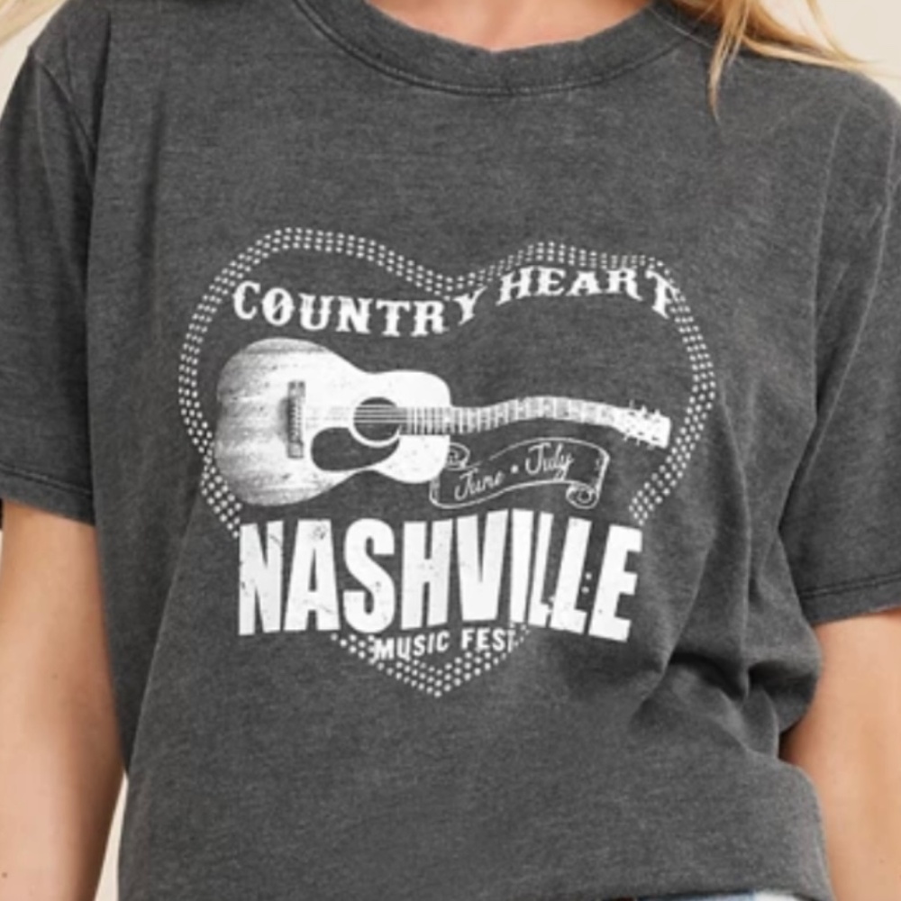 Nashville Country Heart Music Fest Oversized Graphic Tee T-Shirt NWT
